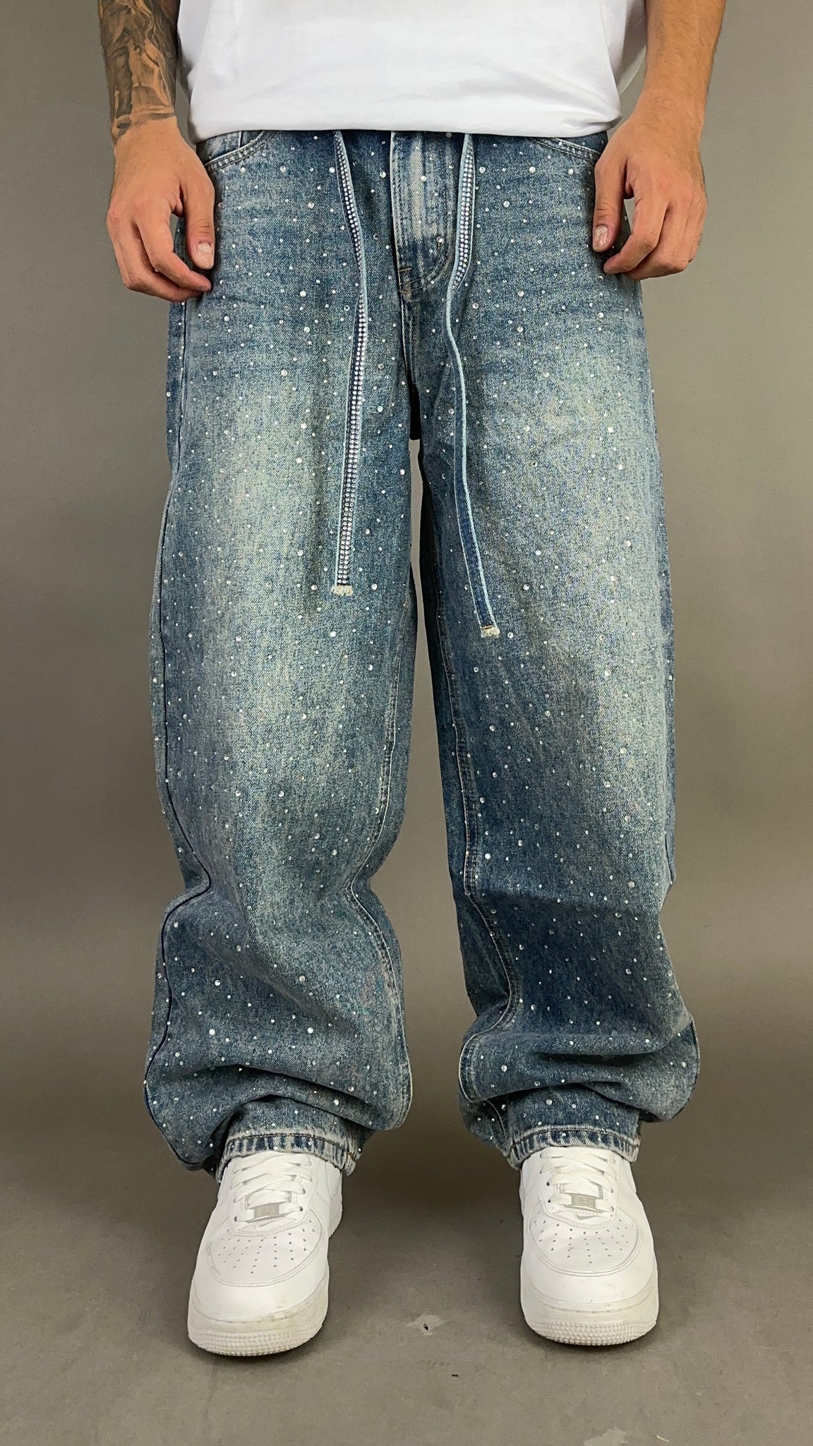 BAGGY BILLIONAIRE