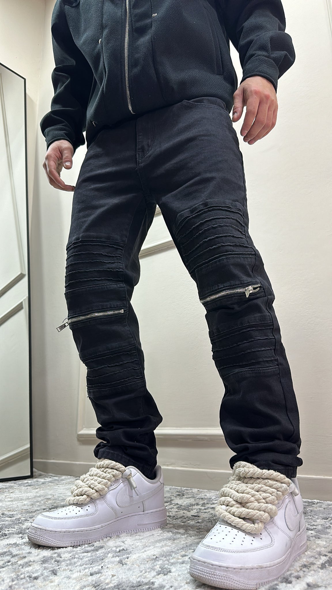 BIKER JEANS BLACK ZIP