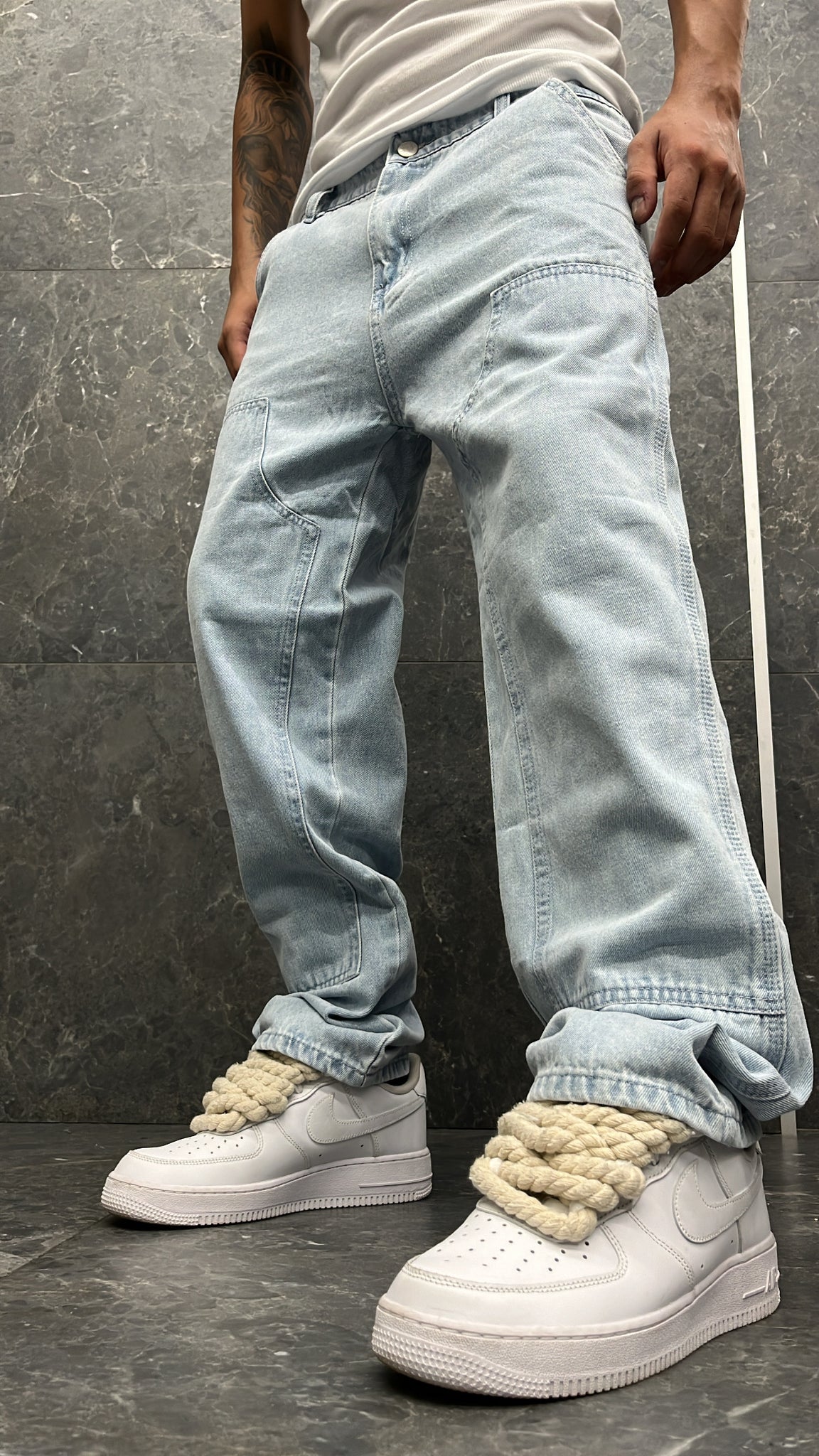 CARPENTER BAGGY JEANS