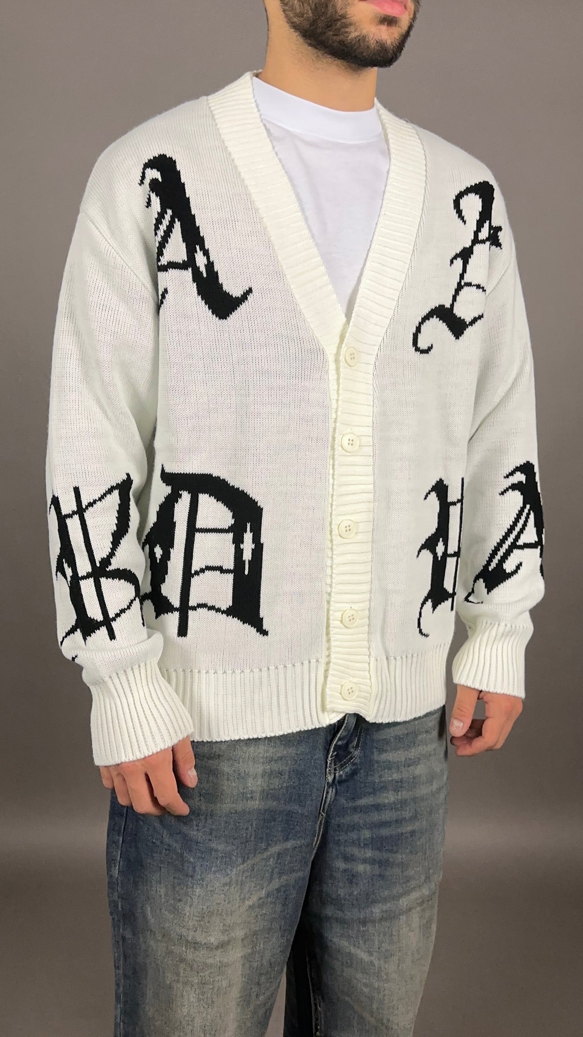 CARDIGAN GOTICO