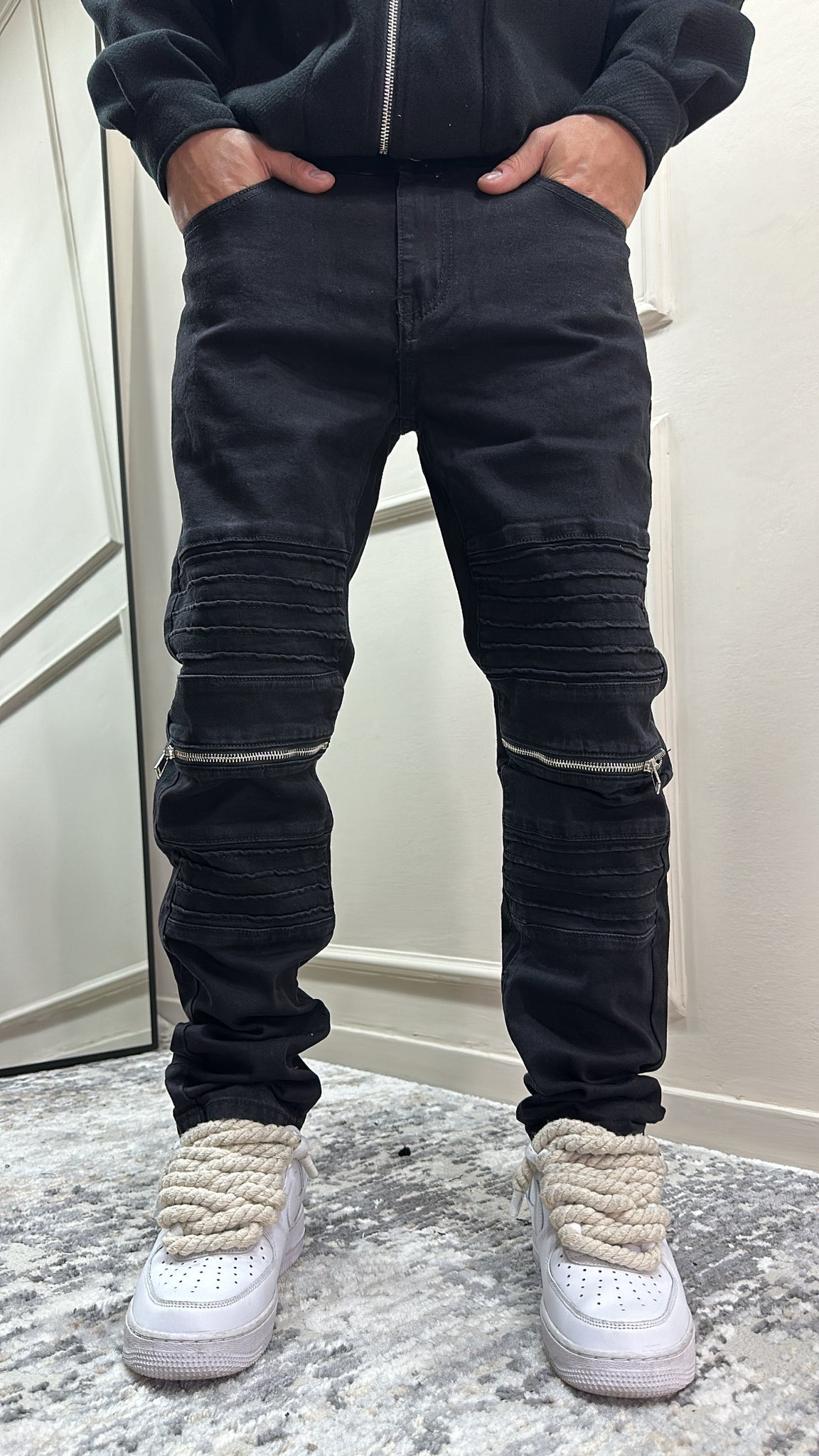 BIKER JEANS BLACK ZIP