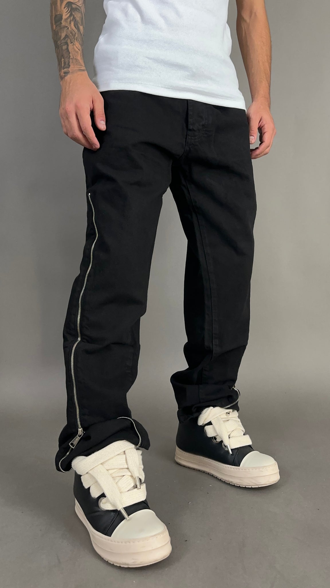 JEANS FLARE MOD.ZAR*