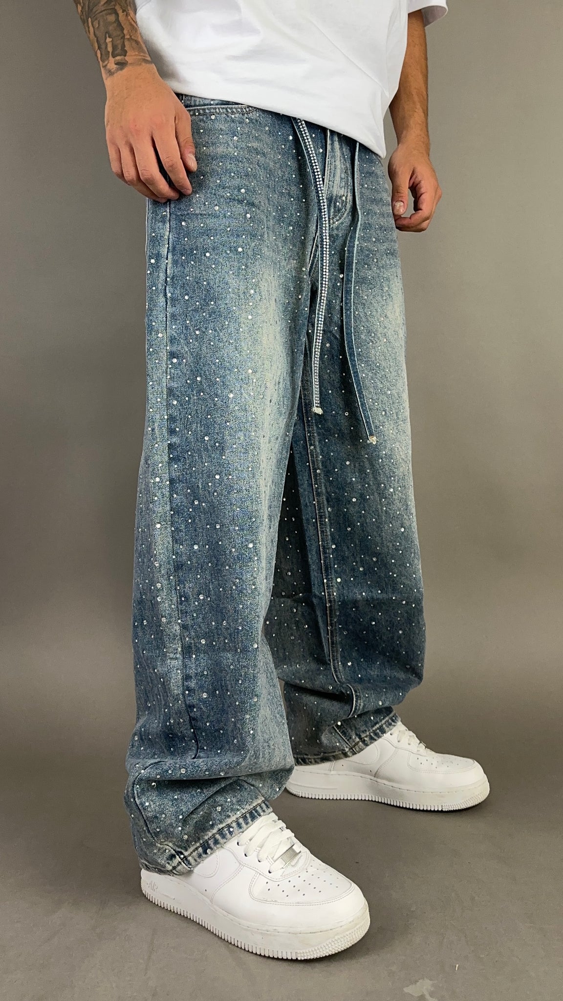 BAGGY BILLIONAIRE