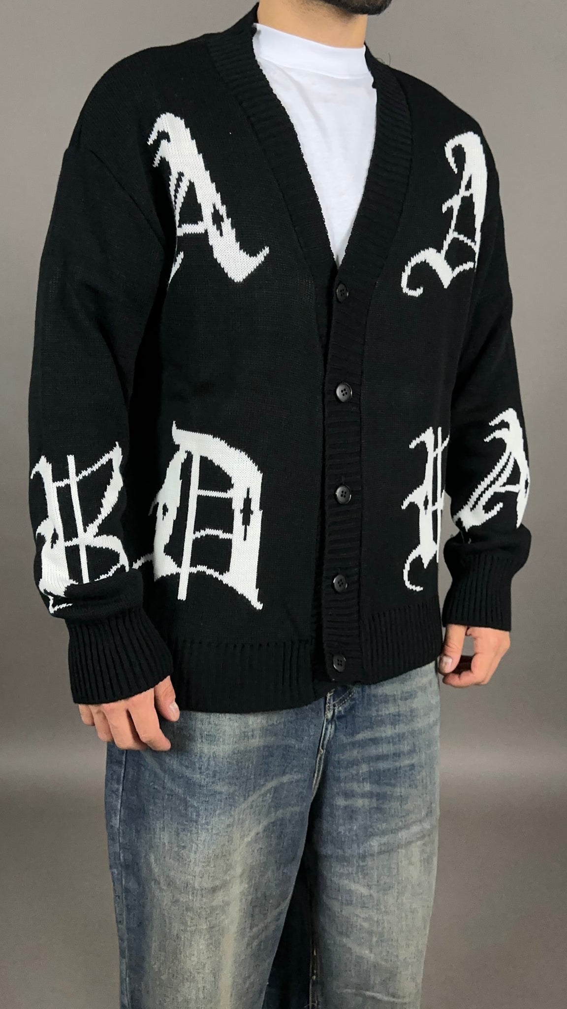 CARDIGAN GOTICO