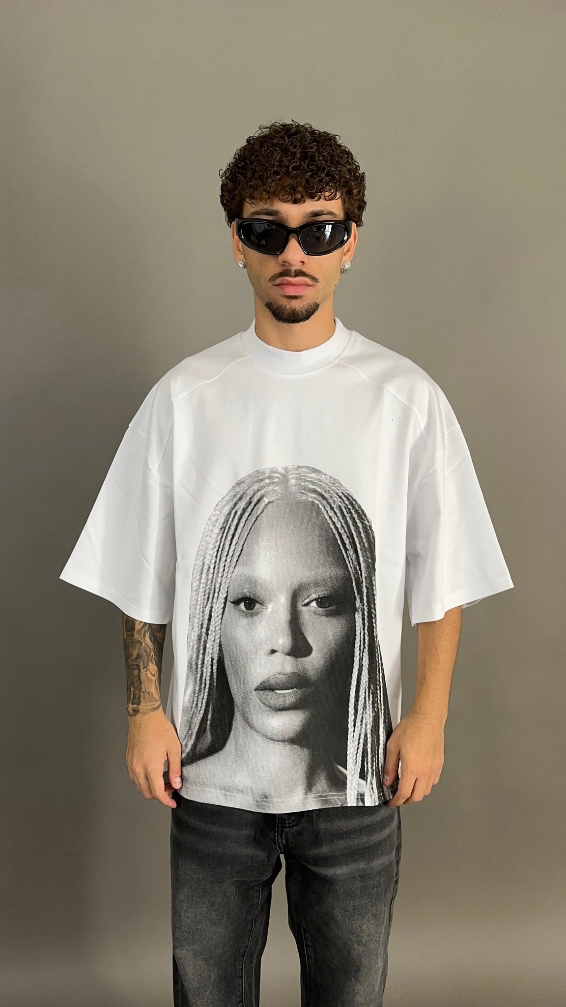 T-SHIRT DOPPIATA LOPEZ