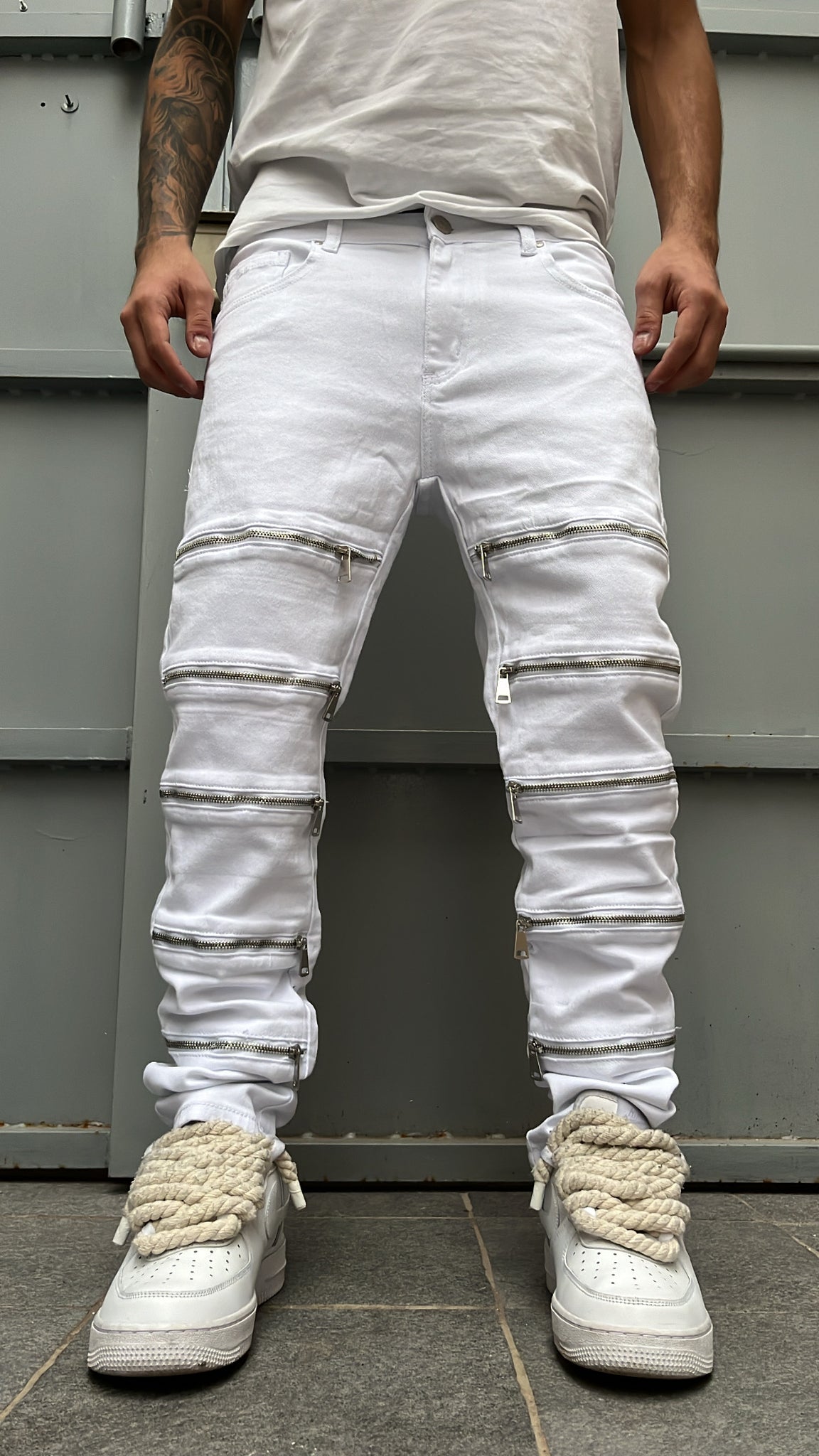 BIKER JEANS 10 ZIP WHITE