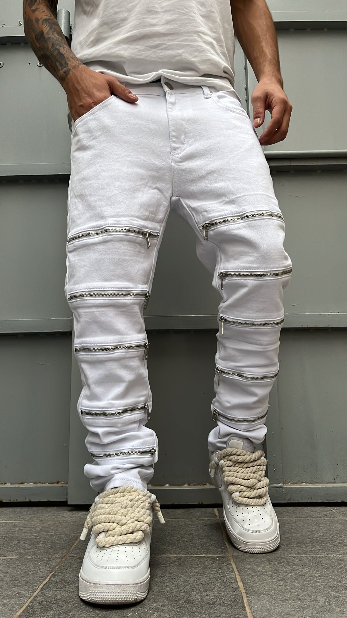 BIKER JEANS 10 ZIP WHITE