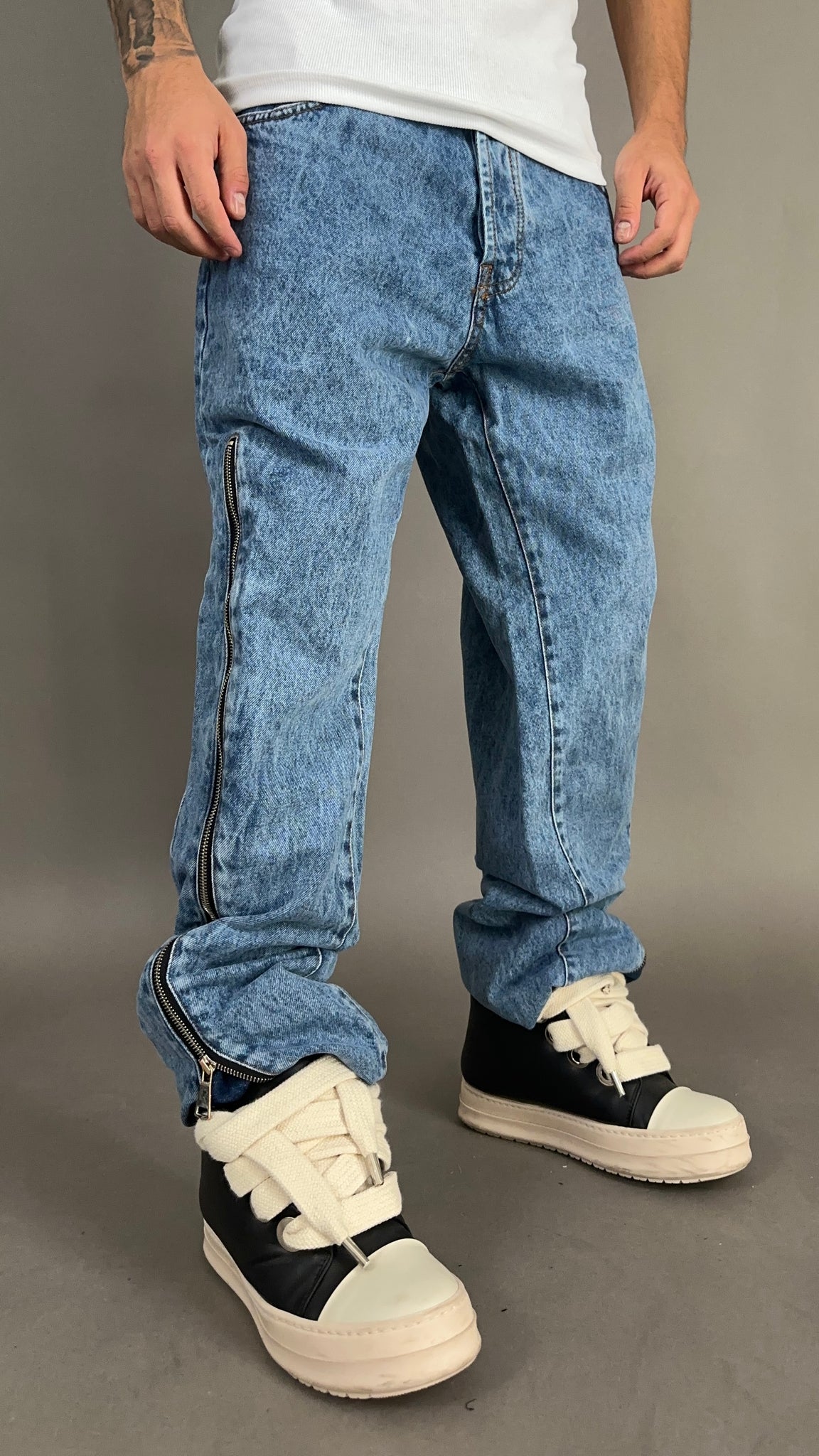 JEANS FLARE MOD.ZAR*